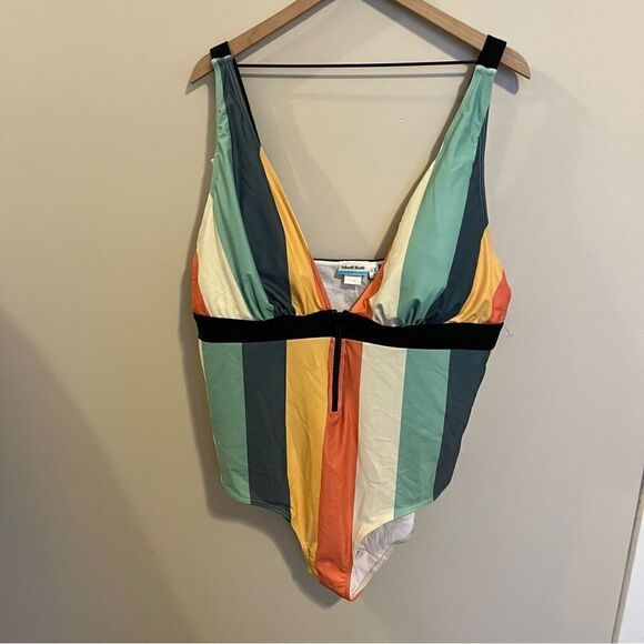 ModCloth The Dharla One-Piece Swimsuit - Picture 5 of 13